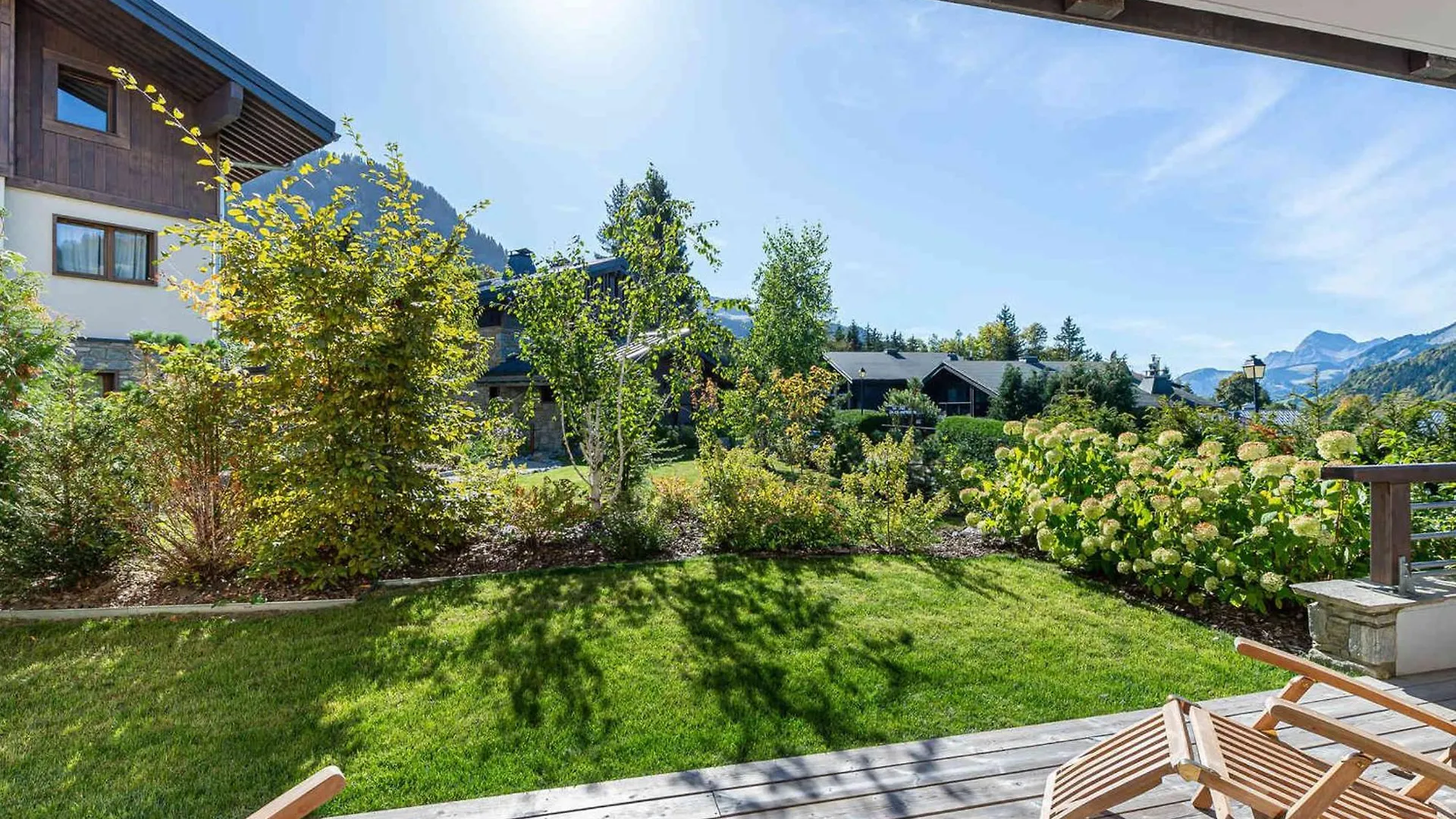 Appartement Lumineux Avec Spa, Piscine Et Sauna Pour 7 Personnes Near Megeve - Fr-1-569-132 0*,  France